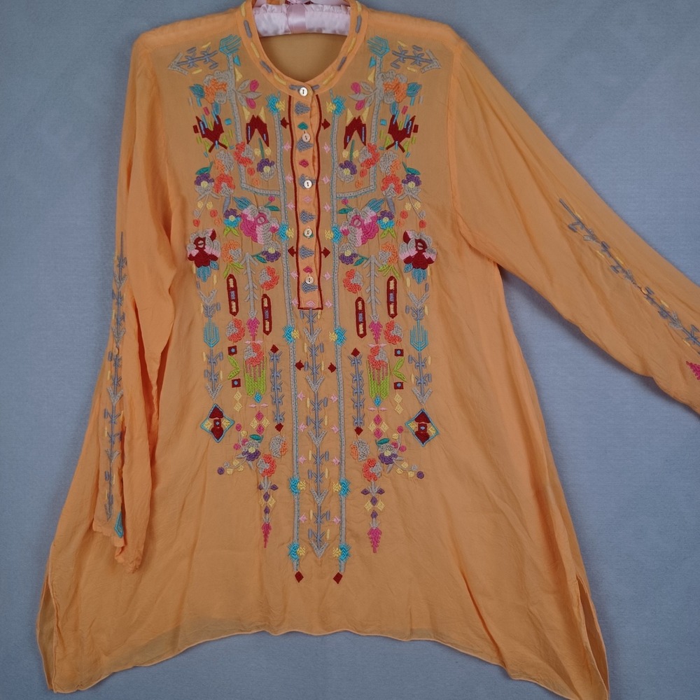 Johnny Was Womens M Embroidered Tunic Blouse Peach Floral Boho Cupra Rayon